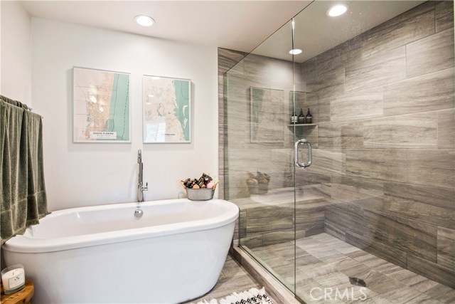 Detail Gallery Image 22 of 42 For 4240 Laurel Canyon Bld #208,  Studio City,  CA 91604 - 3 Beds | 3/1 Baths