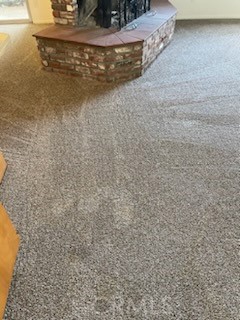 22348 Glenwood, Crestline CA: https://media.crmls.org/medias/5062315c-5684-48bd-8811-20df86788a78.jpg