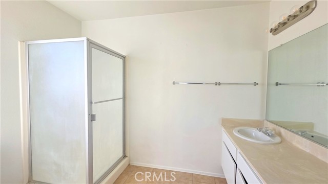 Detail Gallery Image 14 of 25 For 2731 S Cucamonga Ave, Ontario,  CA 91761 - 4 Beds | 2/1 Baths