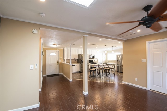 Detail Gallery Image 9 of 46 For 2327 Cienega, Highland,  CA 92346 - 5 Beds | 4 Baths