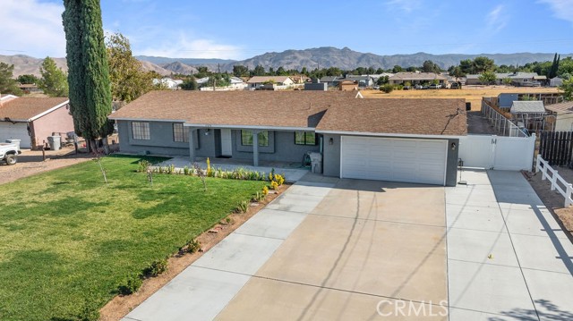 Detail Gallery Image 6 of 30 For 17275 Redding St, Hesperia,  CA 92345 - 3 Beds | 2 Baths