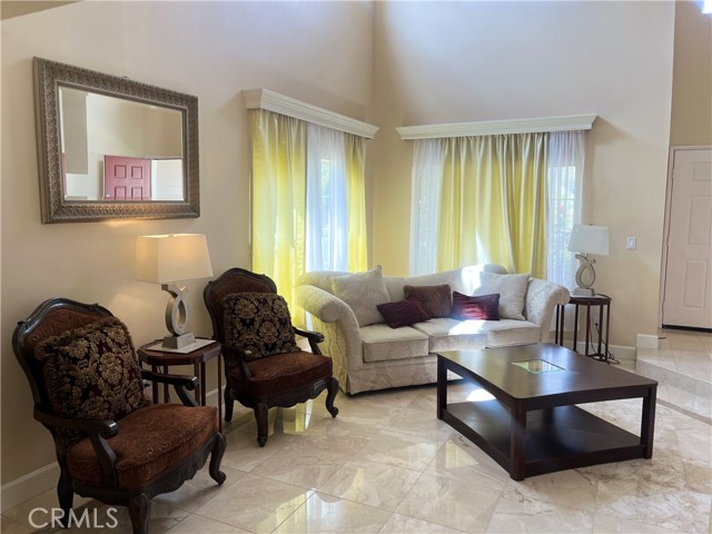 Detail Gallery Image 15 of 58 For 24633 Stagg St, West Hills,  CA 91304 - 5 Beds | 3 Baths