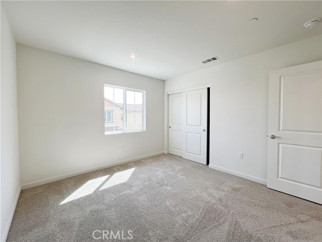 Detail Gallery Image 23 of 31 For 16068 Olivas Ln, Fontana,  CA 92336 - 4 Beds | 2/1 Baths