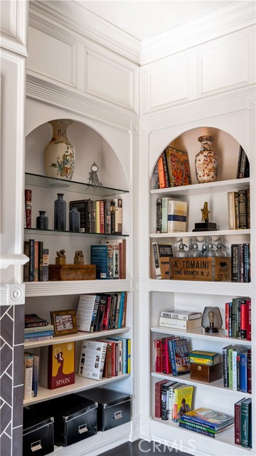 Detail Gallery Image 44 of 69 For 2042 N Ross St, Santa Ana,  CA 92706 - 3 Beds | 2/1 Baths