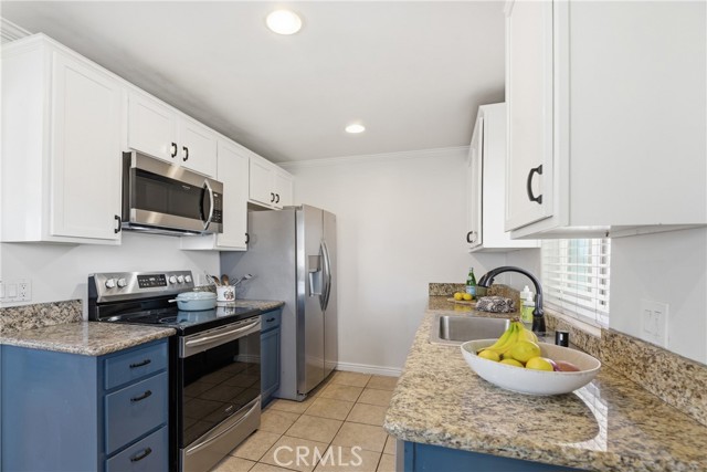 Detail Gallery Image 5 of 28 For 3661 43rd #4,  San Diego,  CA 92105 - 3 Beds | 2 Baths