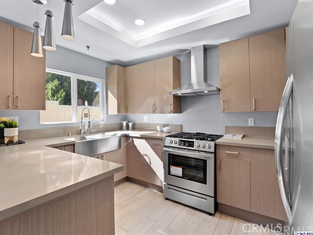 2 Bed Home for Sale in Studio City, California