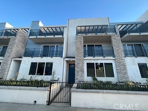 14614 Vanowen Street, Van Nuys CA: https://media.crmls.org/medias/5066ff0a-a9be-4311-ad25-887c082a8f80.jpg