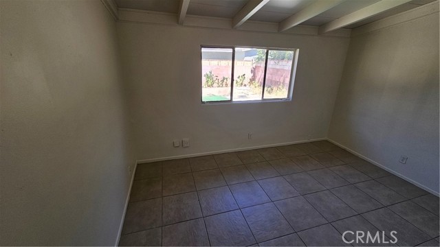 Detail Gallery Image 8 of 12 For 38519 21st St, Palmdale,  CA 93550 - 4 Beds | 2 Baths