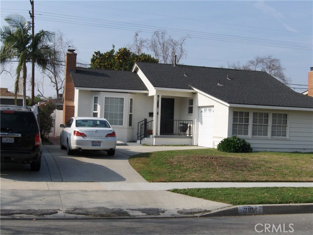 2851 Ladoga Ave, Long Beach, CA 90815