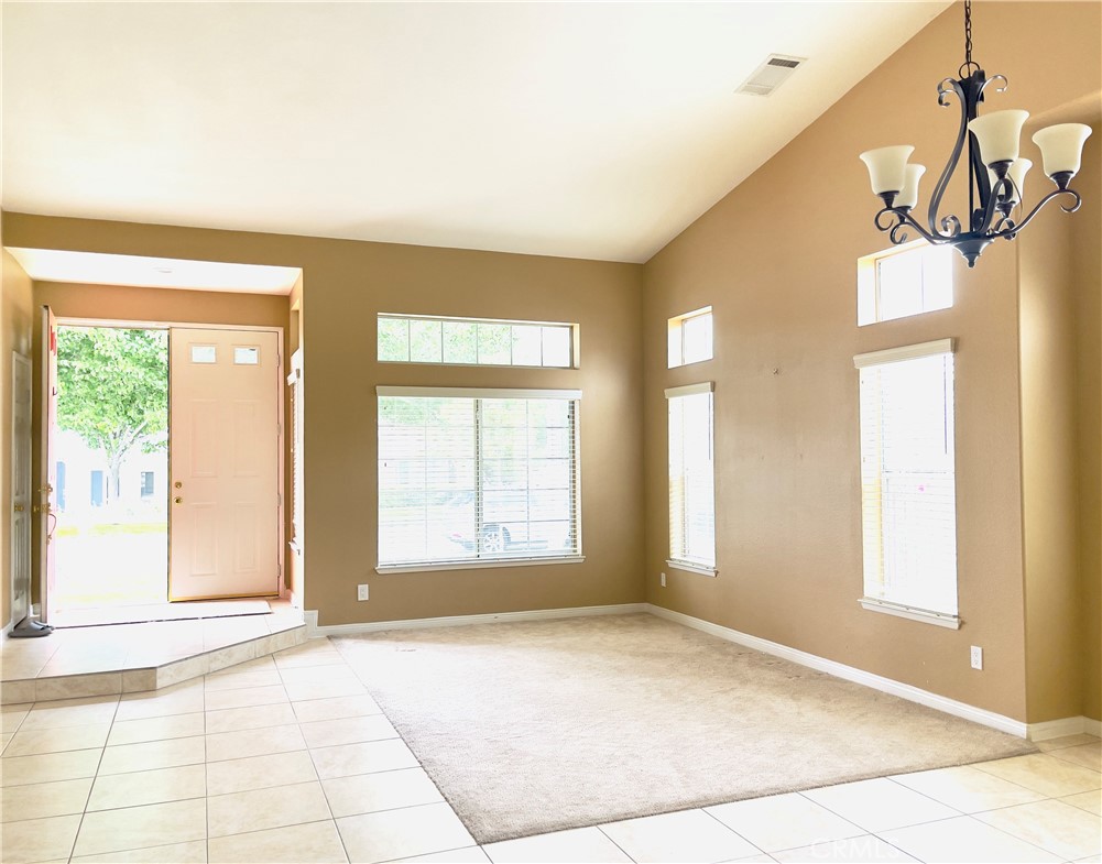 MLS #OC25252647 image #1