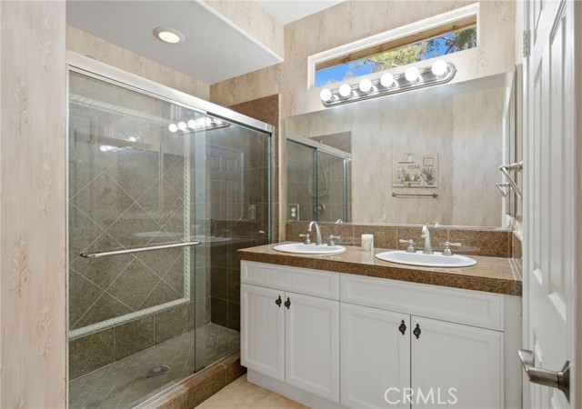 Detail Gallery Image 17 of 30 For 24409 Fawnskin, Corona,  CA 92883 - 2 Beds | 2 Baths