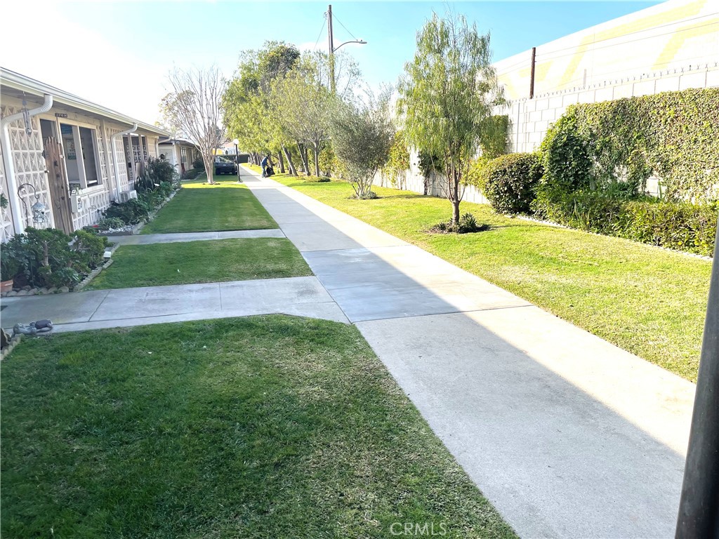 https://media.crmls.org/medias/5068b294-6bb8-4768-88aa-ded94ebe81fe.jpg?preset=X-Large