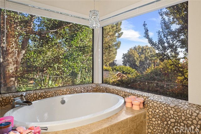 Detail Gallery Image 35 of 71 For 2420 San Antonio, Upland,  CA 91784 - 4 Beds | 3 Baths