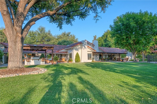 6695 N Van Ness Boulevard, Fresno CA: https://media.crmls.org/medias/5069c1d1-bc79-41a0-95b9-6dadfb0c1bf2.jpg