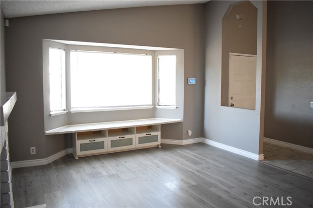Detail Gallery Image 18 of 69 For 44002 32nd St, Lancaster,  CA 93536 - 4 Beds | 2 Baths