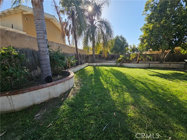 Image 8 of 35 For 27075 Rio Vista Drive