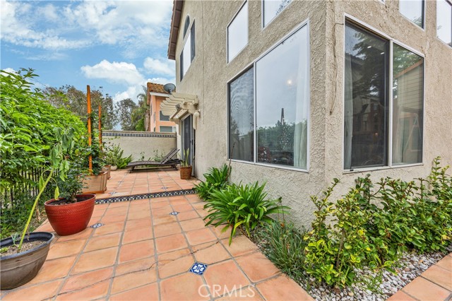 15689 Ladera Vista Drive, Chino Hills CA: https://media.crmls.org/medias/506b1dac-b204-4fba-bf08-7c0a8d45c2c6.jpg