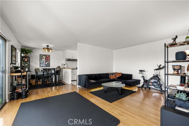 Detail Gallery Image 12 of 41 For 4065 Ursula #6,  Los Angeles,  CA 90008 - 2 Beds | 1 Baths