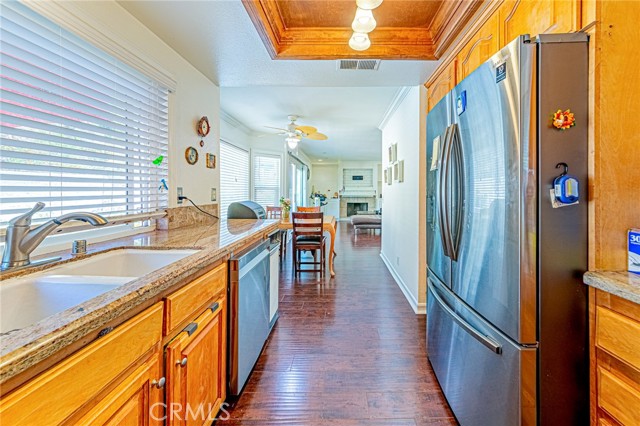 49 Stagecoach Drive, Phillips Ranch CA: https://media.crmls.org/medias/506b6c54-7d0b-4f3b-949e-2540011ae1af.jpg