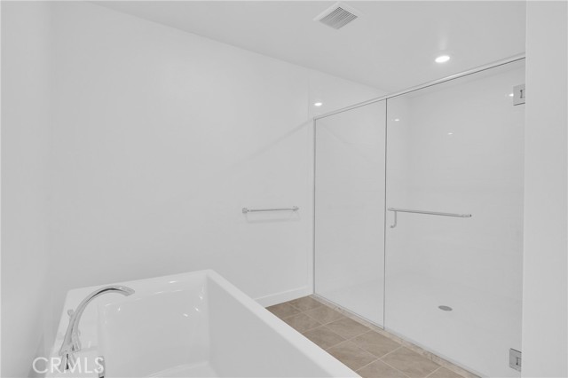 Detail Gallery Image 13 of 27 For 3415 Rivington, Irvine,  CA 92612 - 2 Beds | 2/1 Baths