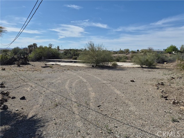 Detail Gallery Image 2 of 6 For 149665 Lakota Ct, Big River,  CA 92242 - – Beds | – Baths