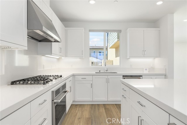 Detail Gallery Image 11 of 28 For 27109 Tamarack Ln, Valencia,  CA 91381 - 4 Beds | 2/1 Baths
