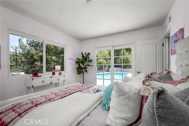 Detail Gallery Image 20 of 35 For 16706 Alginet Pl, Encino,  CA 91436 - 4 Beds | 2/1 Baths