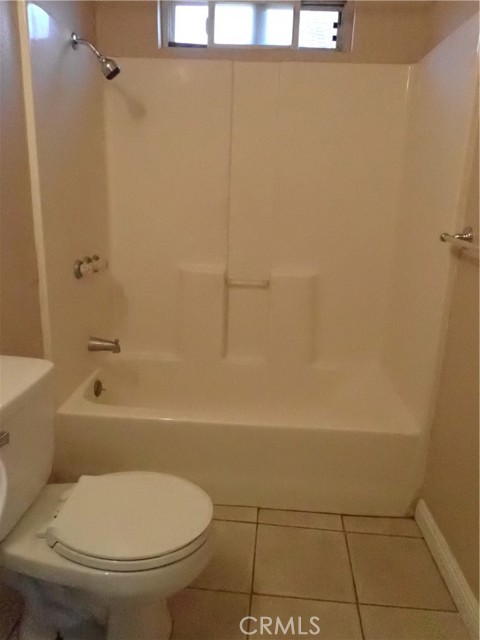 Detail Gallery Image 8 of 10 For 12091 Ora St #B,  Garden Grove,  CA 92840 - 2 Beds | 1 Baths