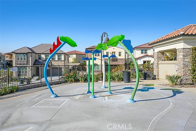 Detail Gallery Image 29 of 37 For 704 Dusky Creek, Lake Forest,  CA 92610 - 3 Beds | 2/2 Baths