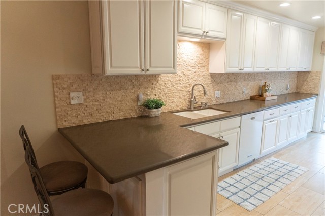 3101 E 2nd Street, Long Beach CA: https://media.crmls.org/medias/506f8732-e21d-4fc5-a6f4-8e640a89c240.jpg