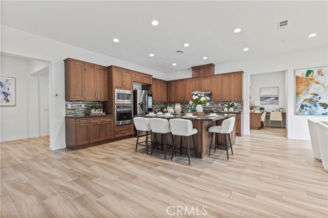 Detail Gallery Image 6 of 69 For 164 Newall, Irvine,  CA 92618 - 4 Beds | 4/1 Baths