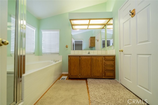 10778 Sonora Road, Phelan CA: https://media.crmls.org/medias/5071bb5f-65ea-4aa3-8add-b4243989964f.jpg