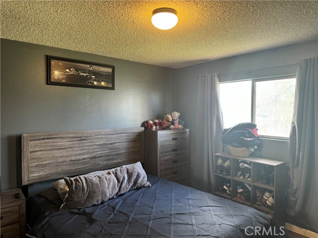 Detail Gallery Image 11 of 22 For 11190 Thrush Dr, Riverside,  CA 92505 - 3 Beds | 2 Baths