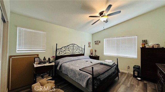 Detail Gallery Image 13 of 24 For 864 Award Dr, Colton,  CA 92324 - 3 Beds | 2 Baths