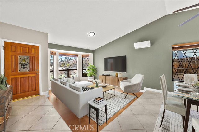 17800 Rancho Bonita Road, Victorville CA: https://media.crmls.org/medias/5072e9b1-d705-435a-979b-aa80eb5a40a4.jpg