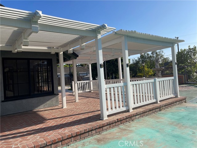 11801 Loara Street, Garden Grove CA: https://media.crmls.org/medias/50737168-01f9-4ec5-be2e-d767e773f4c1.jpg