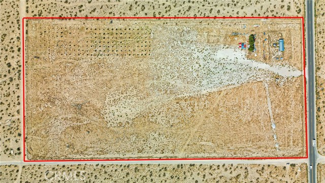 Detail Gallery Image 2 of 25 For 33633 Old Woman Spring Rd, Lucerne Valley,  CA 92356 - – Beds | – Baths