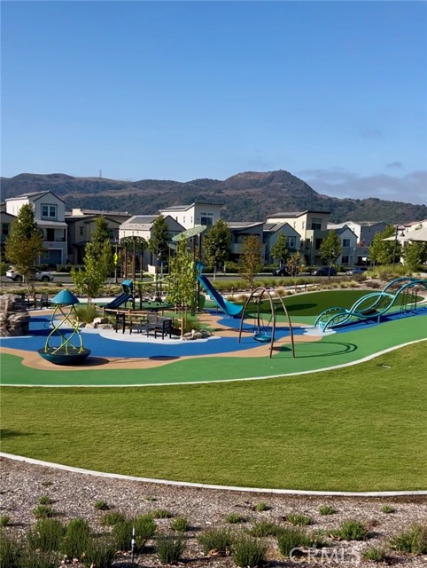 Detail Gallery Image 8 of 16 For 761 Jasper St., Rancho Mission Viejo,  CA 92694 - 4 Beds | 3 Baths