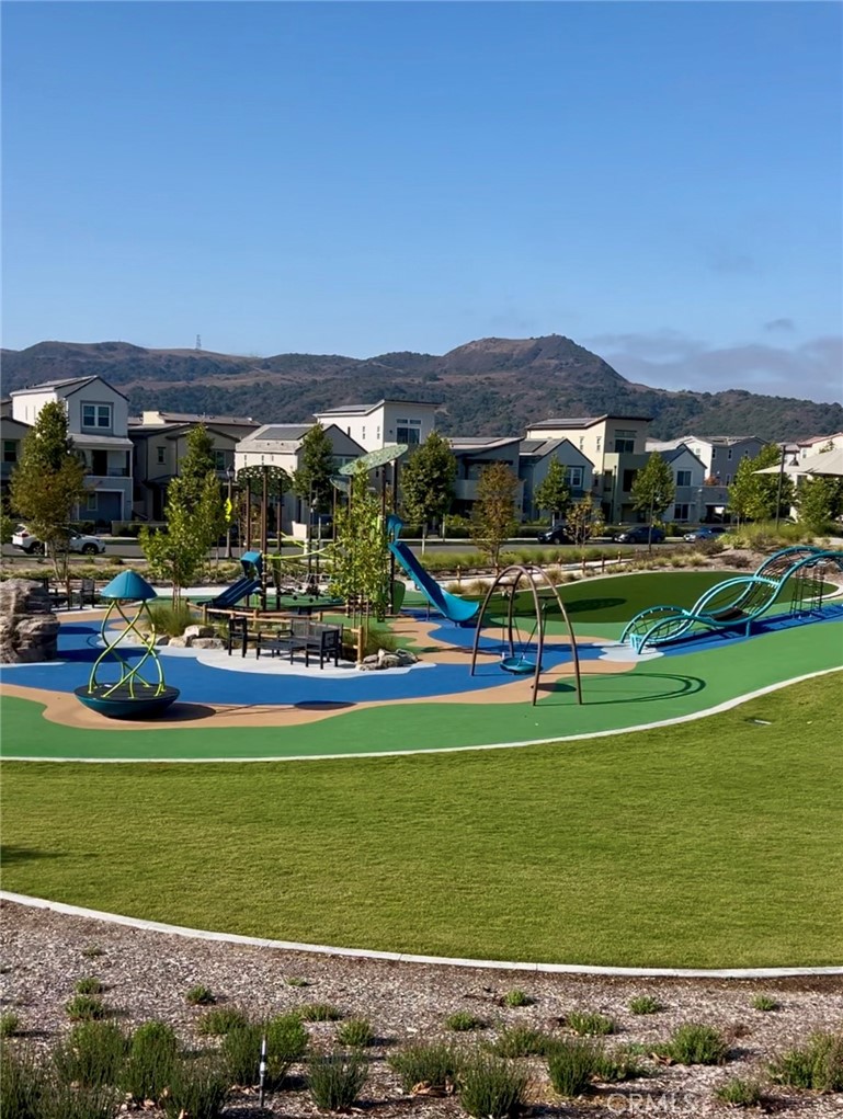 MLS #WS25276842 image #7