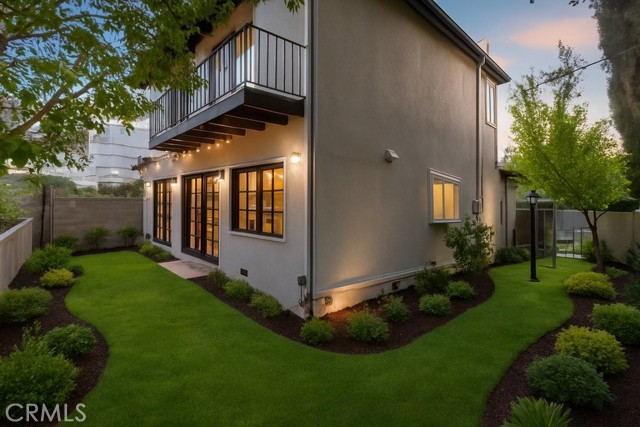 4944 Don Pio Drive, Woodland Hills CA: https://media.crmls.org/medias/507609a0-953d-4631-9358-b4a859abf9e0.jpg
