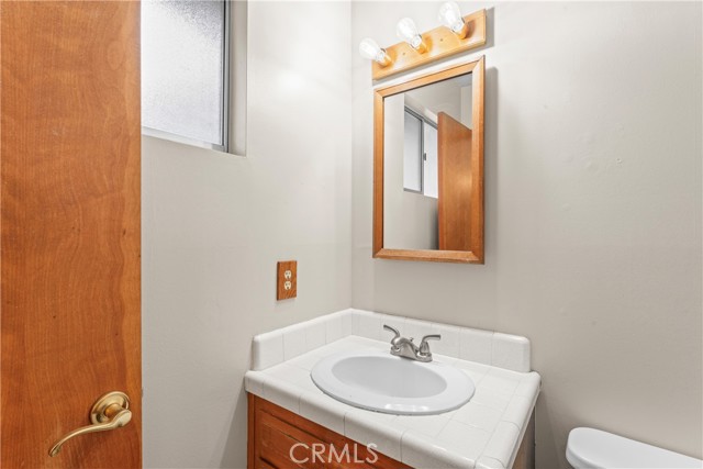 1381 Blackfoot W Trail, Lake Arrowhead CA: https://media.crmls.org/medias/5076ad39-37a5-46e6-a493-a0a363406594.jpg