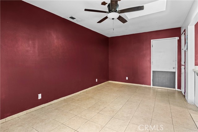 Detail Gallery Image 15 of 56 For 11140 Montlake Dr, Riverside,  CA 92505 - 4 Beds | 2 Baths