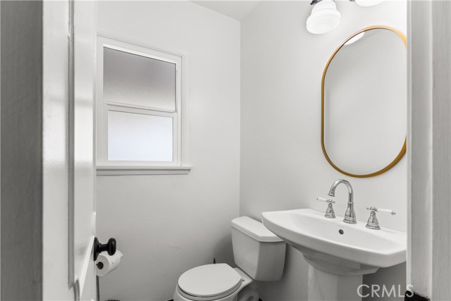 Detail Gallery Image 16 of 19 For 2200 Central Ave, Fullerton,  CA 92831 - 3 Beds | 1/1 Baths