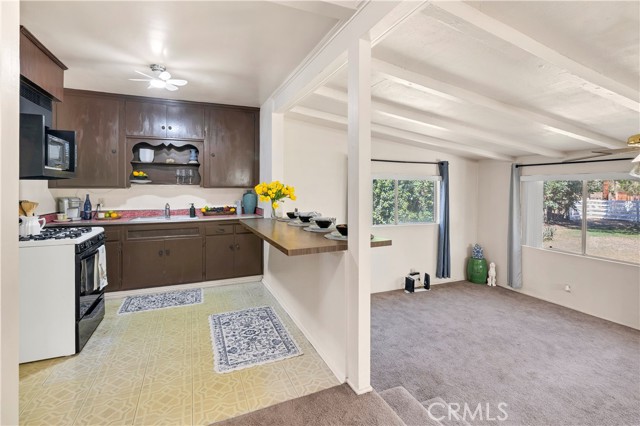 7859 Sycamore Avenue, Riverside CA: https://media.crmls.org/medias/5079521c-fd56-43dc-9f42-ecbcd5a4479e.jpg