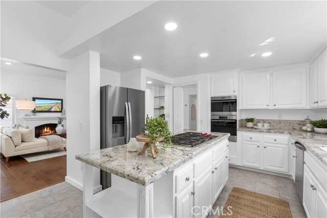 31 Terraza Del Mar, Dana Point CA: https://media.crmls.org/medias/50795384-45a4-4dd1-ad4f-cb0517b63b69.jpg