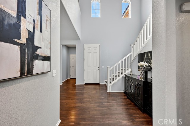 Detail Gallery Image 8 of 71 For 820 Genaro Dr, Perris,  CA 92571 - 4 Beds | 2/1 Baths