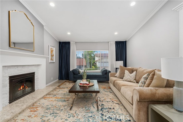 4077 Rousseau Lane, Palos Verdes Peninsula, California 90274, 3 Bedrooms Bedrooms, ,2 BathroomsBathrooms,Residential,For Sale,Rousseau,SB25236323