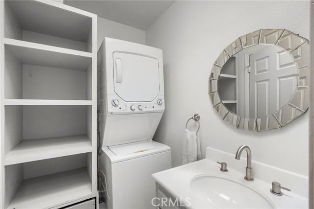 Detail Gallery Image 25 of 37 For 11274 Morrison St #2,  North Hollywood,  CA 91601 - 2 Beds | 2/1 Baths