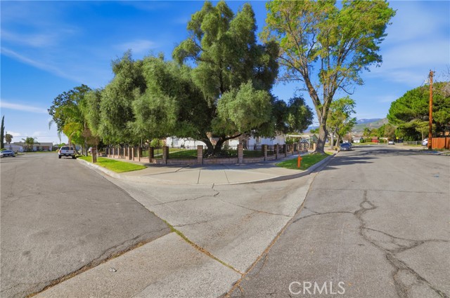 Detail Gallery Image 35 of 36 For 27540 14th St, Highland,  CA 92346 - 5 Beds | 2 Baths