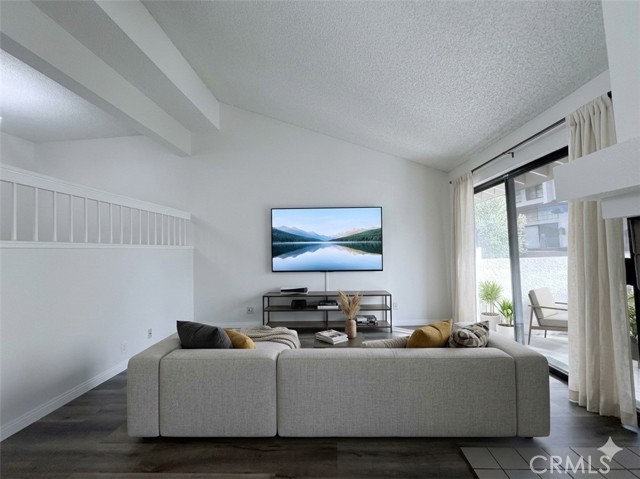 Detail Gallery Image 9 of 38 For 17 Rock Cliff Pl, Phillips Ranch,  CA 91766 - 2 Beds | 2/1 Baths